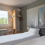 Beauvais Hotel