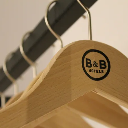 B&B Hotel Beauvais Отель