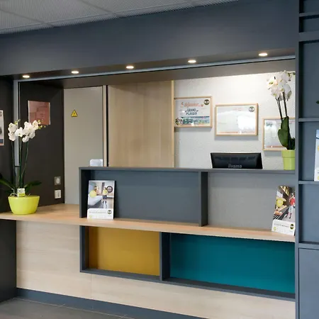 Hotel B&B Hotel Beauvais 2*